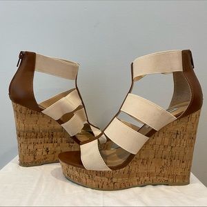Steve Madden Selinah Wedge- size 8.5